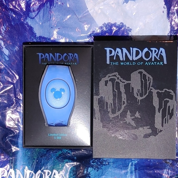 NEW HTF DISNEY LE Pandora World of Avatar Magic Band - Picture 2 of 3